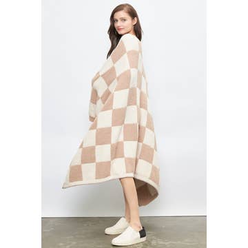 Checkered Print Throw