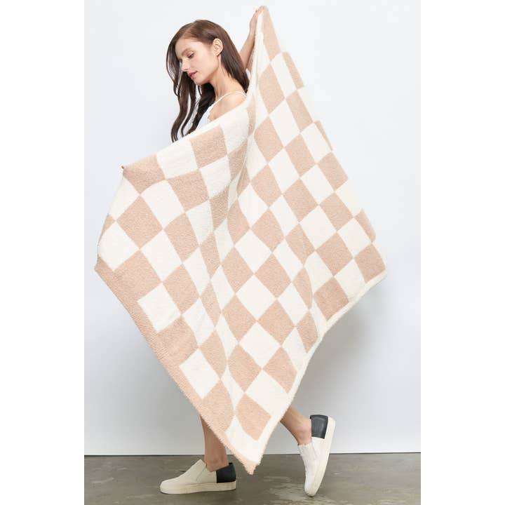 Checkered Print Throw