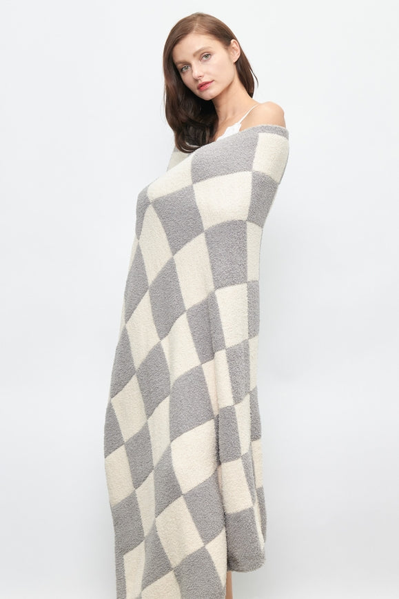 Checkered Print Throw