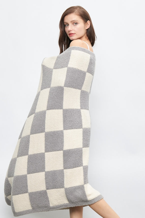 Checkered Print Throw